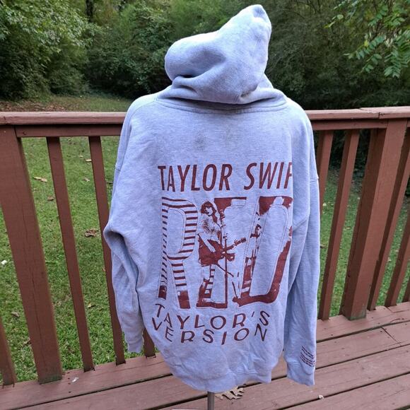 Taylor Swift Hoodie 2XL Gray Red Taylor's Version Pullover Swifties - Picture 3 of 12